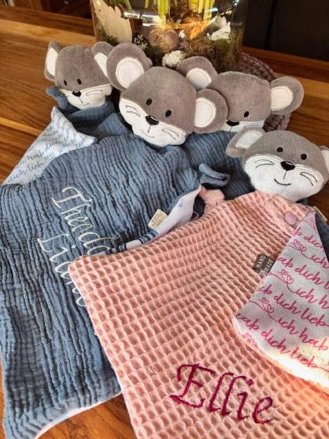 Individuelle Geschenke, Bestickte Geschenke, Babysachen 